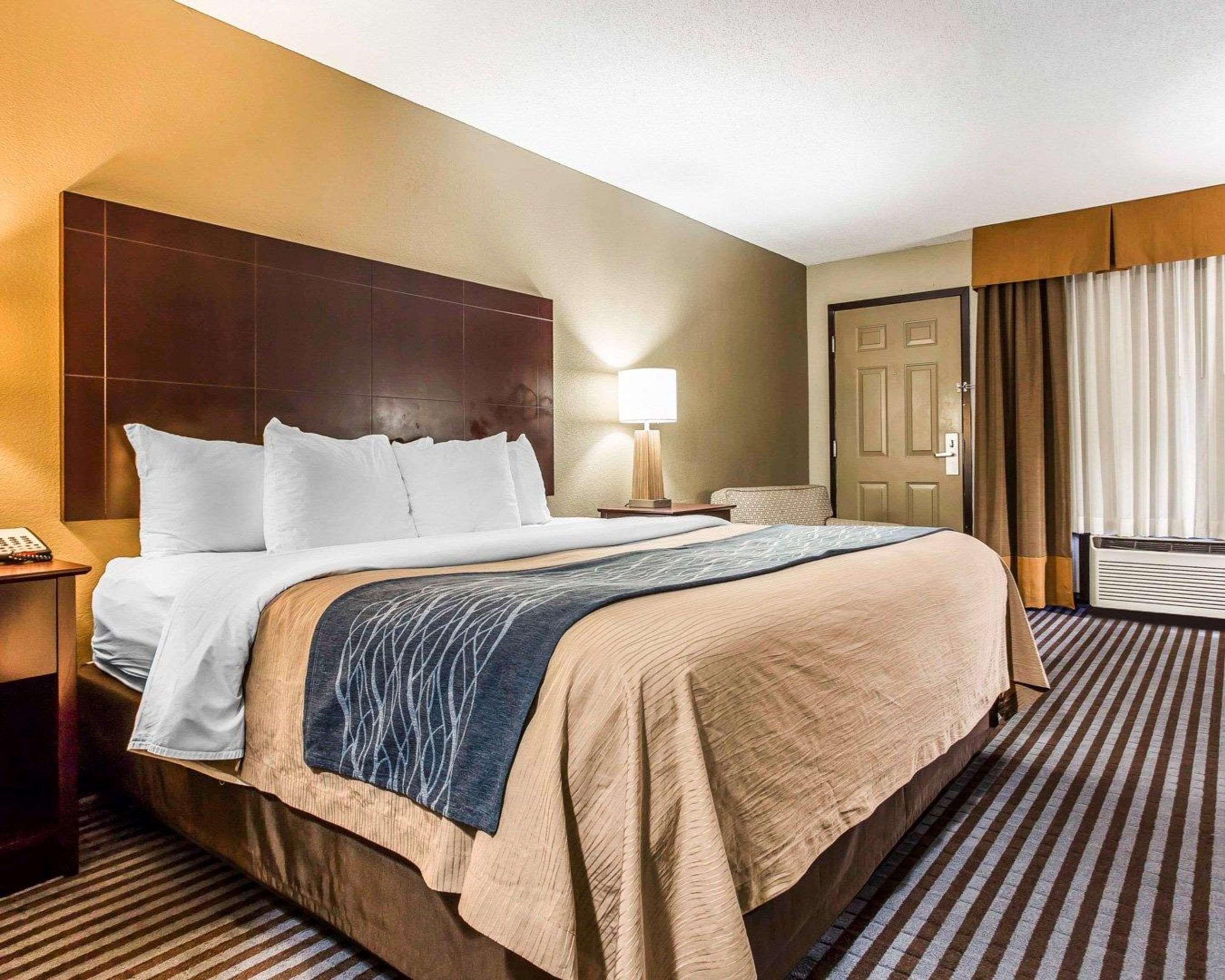 Comfort & Ballpark Area Hotel 3*