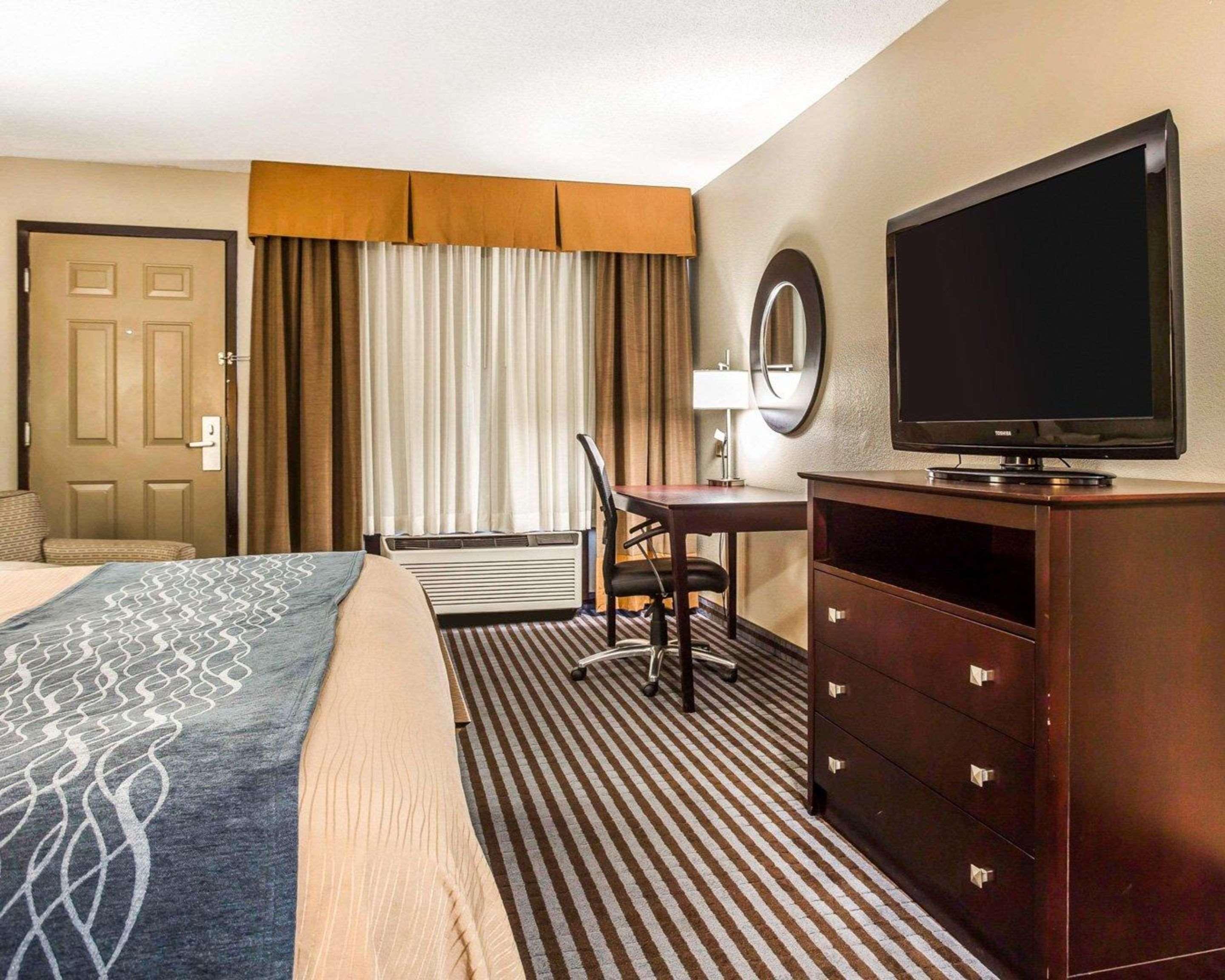 Comfort & Ballpark Area 3* Smyrna