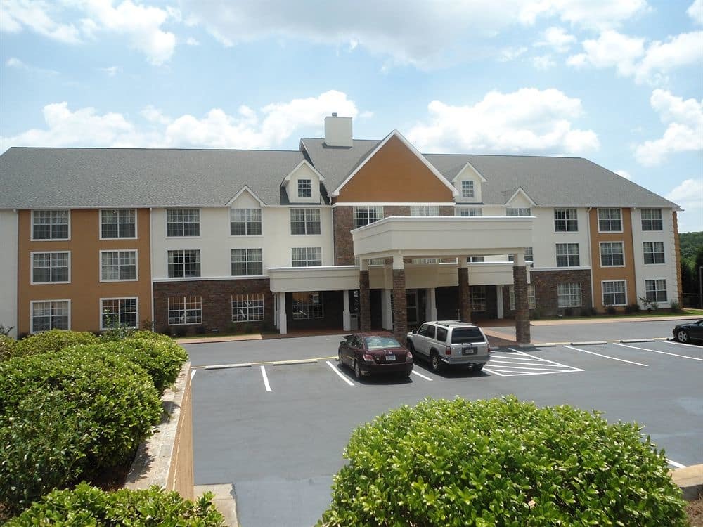 Hotel Comfort & Ballpark Area 3*