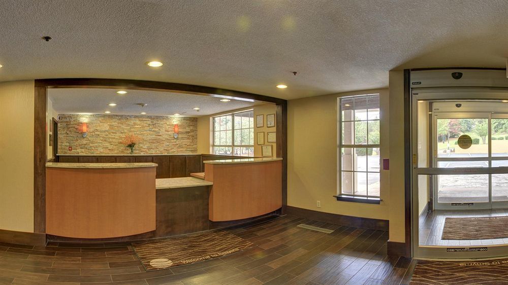 Comfort & Ballpark Area
